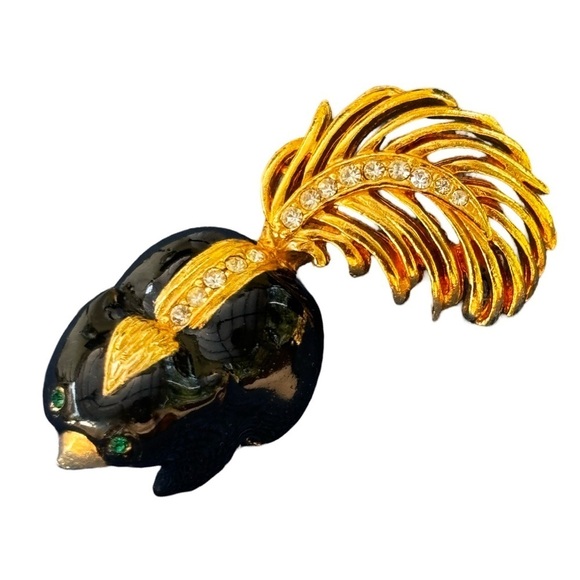 Marcel Boucher Gilt & Enamel Dainty Skunk Brooch with Rhinestones, circa 1950s - Picture 1 of 8
